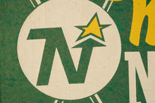 Load image into Gallery viewer, Vintage 1970 Minnesota North Stars NHL Felt Pennant Hockey 30 Inch
