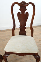 Load image into Gallery viewer, Stanley Furniture Queen Anne Dining Chairs Set of 4 Carved Wood with Upholstered Seats
