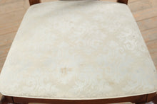 Load image into Gallery viewer, Stanley Furniture Queen Anne Dining Chairs Set of 4 Carved Wood with Upholstered Seats
