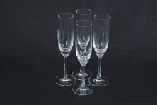Load image into Gallery viewer, Villeroy Boch Octavie Crystal Champagne Flutes Set of 4 Lead Crystal Glasses
