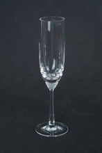 Load image into Gallery viewer, Villeroy Boch Octavie Crystal Champagne Flutes Set of 4 Lead Crystal Glasses
