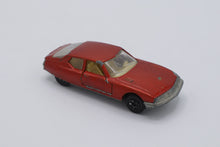 Load image into Gallery viewer, Vintage 1971 Matchbox Superfast No. 51 Citroën SM – Made in England by Lesney
