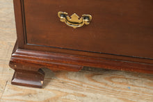 Load image into Gallery viewer, Craftique Heirloom Mahogany Chest of Drawers – 6 Drawer Mellow Finish
