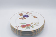 Load image into Gallery viewer, Royal Worcester Evesham 1961 England Porcelain Plates Set of 6 Gold Trim
