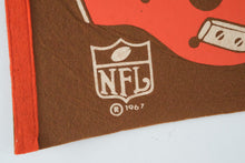 Load image into Gallery viewer, Vintage Cleveland Browns NFL Felt Pennant 1960s Helmet Football 30 Inch
