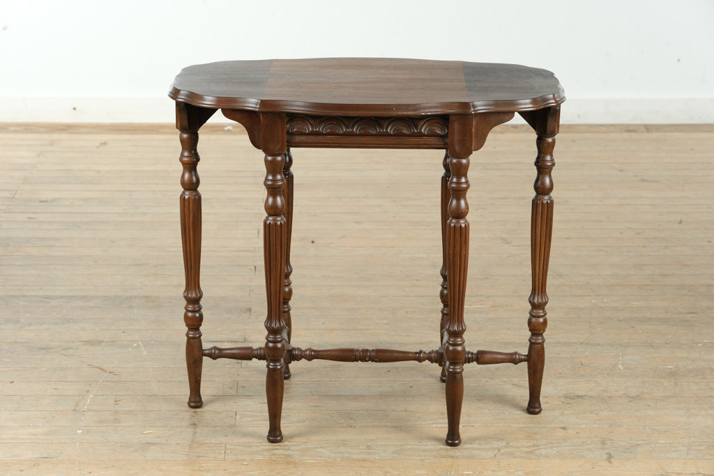 Antique 6-Legged Tea or Foyer Table – Elegant Silhouette & Turned Legs