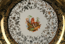 Load image into Gallery viewer, Set of 6 Vintage Royal China Paden City Plates – 22K Gold Gilded Border – 7.5&quot; Decorative Plates
