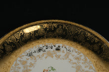 Load image into Gallery viewer, Set of 6 Vintage Royal China Paden City Plates – 22K Gold Gilded Border – 7.5&quot; Decorative Plates
