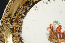Load image into Gallery viewer, Set of 6 Vintage Royal China Paden City Plates – 22K Gold Gilded Border – 7.5&quot; Decorative Plates
