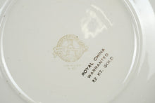 Load image into Gallery viewer, Set of 6 Vintage Royal China Paden City Plates – 22K Gold Gilded Border – 7.5&quot; Decorative Plates
