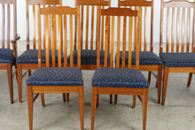 Load image into Gallery viewer, Set of 7 Berlin Woodworking Amish Made Solid Wood Dining Chairs
