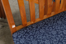 Load image into Gallery viewer, Set of 7 Berlin Woodworking Amish Made Solid Wood Dining Chairs
