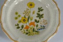 Load image into Gallery viewer, Mikasa Garden Club Fresh Floral Salad Plates Set of 7 Vintage Japan New Old Stock
