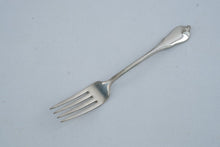 Load image into Gallery viewer, Wallace Grand Colonial Sterling Silver Flatware 42 Piece Set Vintage With Chest
