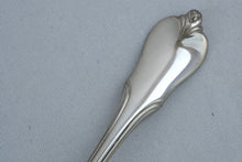 Load image into Gallery viewer, Wallace Grand Colonial Sterling Silver Flatware 42 Piece Set Vintage With Chest
