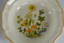 Load image into Gallery viewer, Mikasa Garden Club Fresh Floral Soup Bowls Set of 8 Vintage Japan New Old Stock
