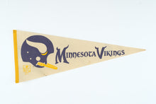 Load image into Gallery viewer, Vintage Minnesota Vikings NFL Felt Pennant 1967 Helmet Logo 30 Inch

