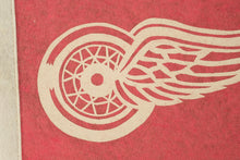 Load image into Gallery viewer, Vintage 1970 Detroit Red Wings NHL Services Felt Pennant Hockey
