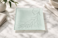 Load image into Gallery viewer, Riverside Design Group Plates with a Purpose Wheat Glass Plates Set of 4

