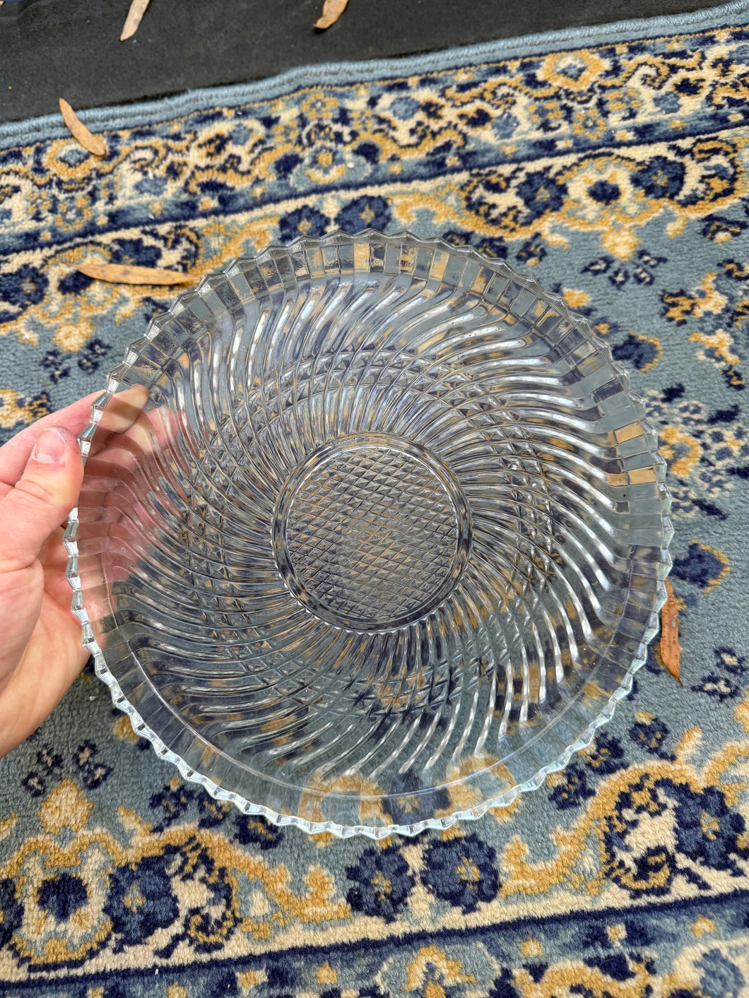 Vintage Pressed Glass plate – 10” Swirl Diamond Pattern Clear Serving Dish