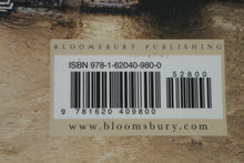 Load image into Gallery viewer, A History of New York in 27 Buildings – Sam Roberts (Hardcover, Bloomsbury, ISBN 978-1-62040-980-0)
