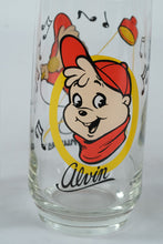 Load image into Gallery viewer, 1983 Alvin and the Chipmunks Chipettes Character Drinking Glass Set
