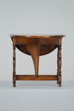 Load image into Gallery viewer, American William and Mary Style Drop Leaf Side Table
