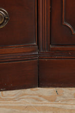 Load image into Gallery viewer, American Traditional Mahogany Buffet - Bernhardt
