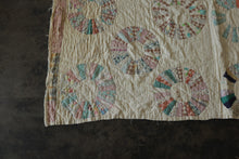Load image into Gallery viewer, Antique 1930s Dresden Plate Quilt Hand Quilted Feed Sack Cotton 63 x 73
