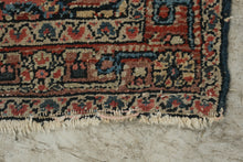 Load image into Gallery viewer, Antique Persian Sarouk Hand Knotted Wool Rug 45 x 29 Floral Medallion
