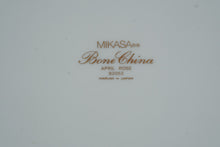 Load image into Gallery viewer, Mikasa April Rose B2053 Vintage Bone China Cake Plate Server Set Japan Boxed
