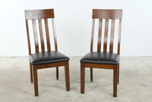 Load image into Gallery viewer, Ashley Furniture Ralene Extendable Dining Table and 6 Chairs
