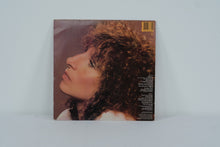 Load image into Gallery viewer, Barbra Streisand – Memories Vinyl LP (Columbia TC 37678, 1981)
