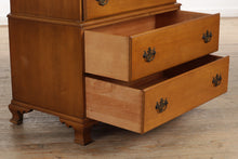 Load image into Gallery viewer, Beals Maple 7-Drawer Chest on Chest
