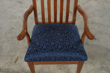 Load image into Gallery viewer, Berlin Woodworking Amish Made Solid Wood Dining Chair
