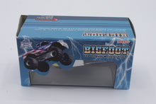 Load image into Gallery viewer, Bigfoot 4x4 Summit Monster Truck Die-Cast Model (2005 Columbia, 1:64 Scale)

