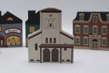 Load image into Gallery viewer, Vintage Cats Meow Village Wooden Buildings Lot 8 1980s 1990s
