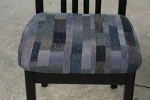 Load image into Gallery viewer, Set of 6 Postmodern Black Wood Slat Back Dining Chairs with Geometric Upholstery

