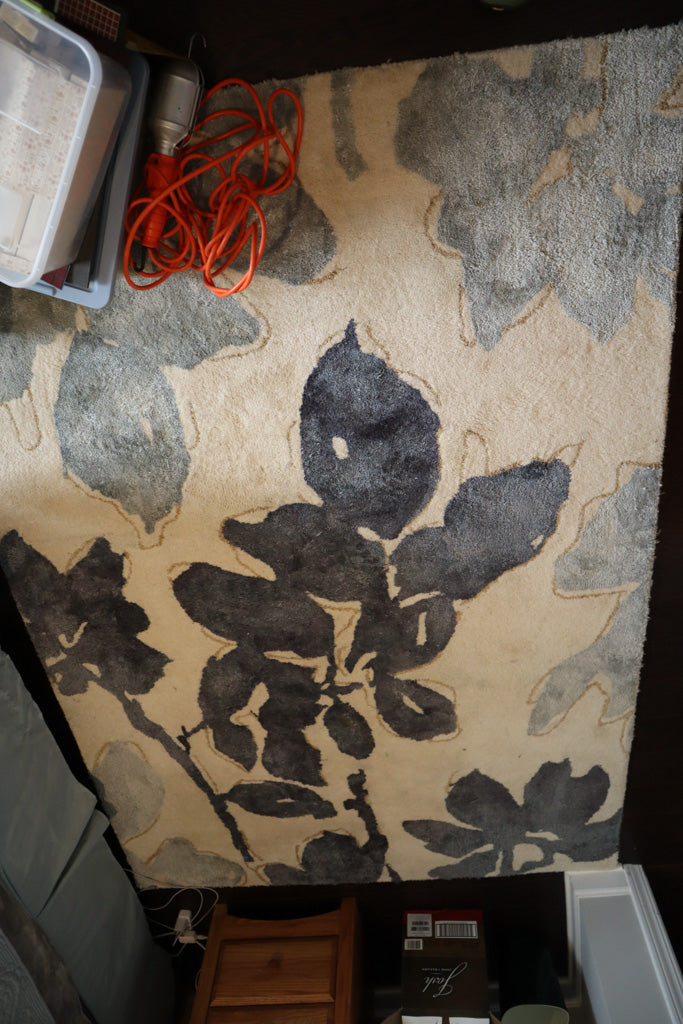 Blue Floral Wool & Viscose Area Rug – 5x7 ft (152 x 213 cm)