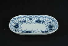 Load image into Gallery viewer, Japanese Arita-Style Blue &amp; White Porcelain Serving Dish – Hand-Painted Floral Design – Signed Kiln Mark – 9" x 6"
