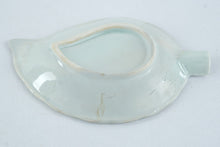 Load image into Gallery viewer, Antique Chinese Export Canton Blue White Porcelain Leaf Pickle Dish 19th Century
