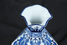Load image into Gallery viewer, Blue &amp; White Porcelain Vase Scalloped Rim Floral Motif Decorative Chinoiserie Vase 11"
