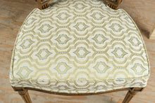 Load image into Gallery viewer, Bodart Mid Century Modern Dining Table and Chairs Set with Carved Base
