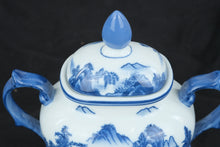 Load image into Gallery viewer, Bombay Blue &amp; White Porcelain Sugar Bowl w Lid Scenic Chinoiserie 7"
