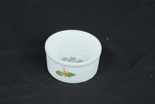 Load image into Gallery viewer, Le Faune Fireproof Porcelain Nesting Baking Bowl Set 4 Floral Butterfly France
