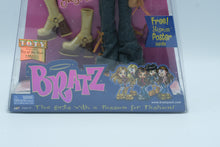 Load image into Gallery viewer, Bratz Yasmin Style It Fashion Collection Doll 2001 MGA NIB
