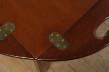Load image into Gallery viewer, Vintage Butler’s Coffee Table

