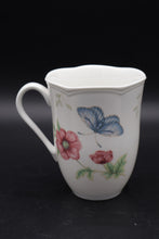 Load image into Gallery viewer, Lenox Butterfly Meadow Monarch and Tiger Swallowtail Mugs Set of 3
