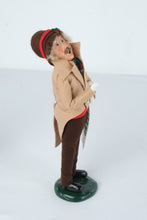 Load image into Gallery viewer, Byers Choice Caroler Victorian Man Holding Sheet Music 1988 Christmas Figure
