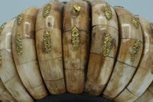 Load image into Gallery viewer, Vintage Bone Trinket Box
